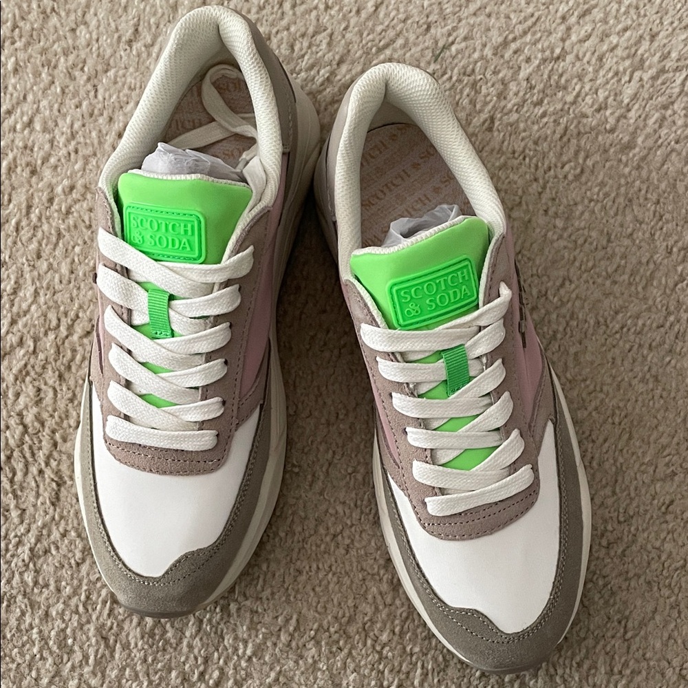 Scotch & Soda White and tan Celest Sneakers sz.40